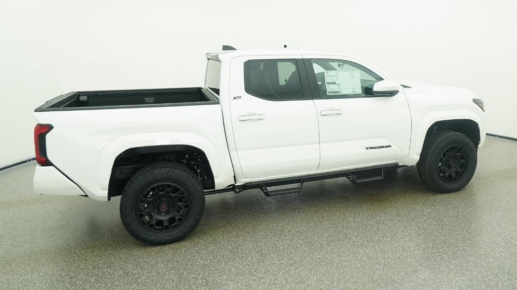 New 2026 Ice Cap Toyota SR5 image 33