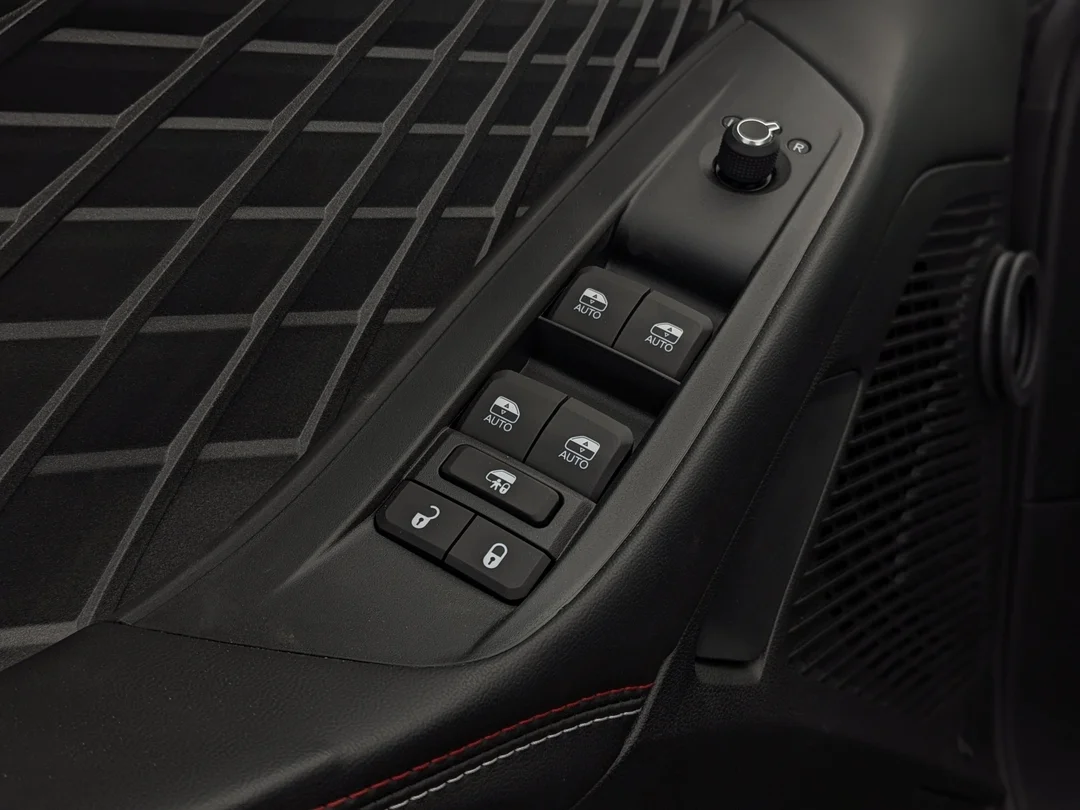 New 2026 Black Dodge R/T - - AWD - Blacktop Pack - Driver Convenience - Alpine Audio - Hurricane Turbo & More! image 13