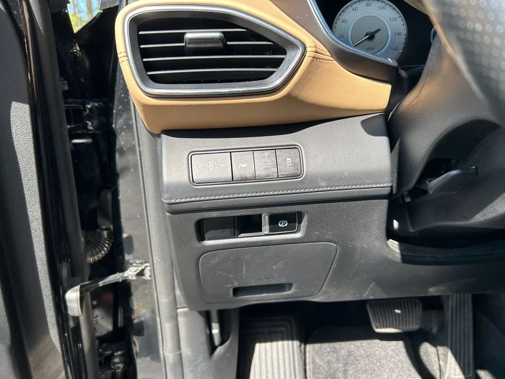 Used 2023 Black Hyundai Calligraphy image 25