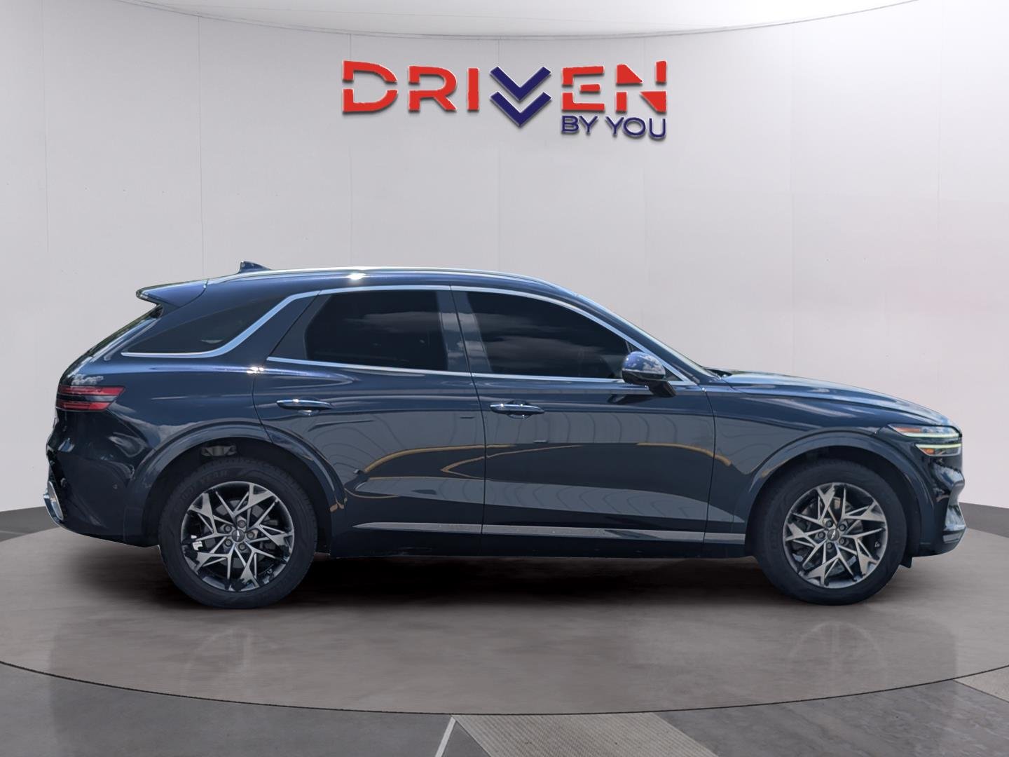 Used 2022 Adriatic Blue Genesis 2.5T image 6