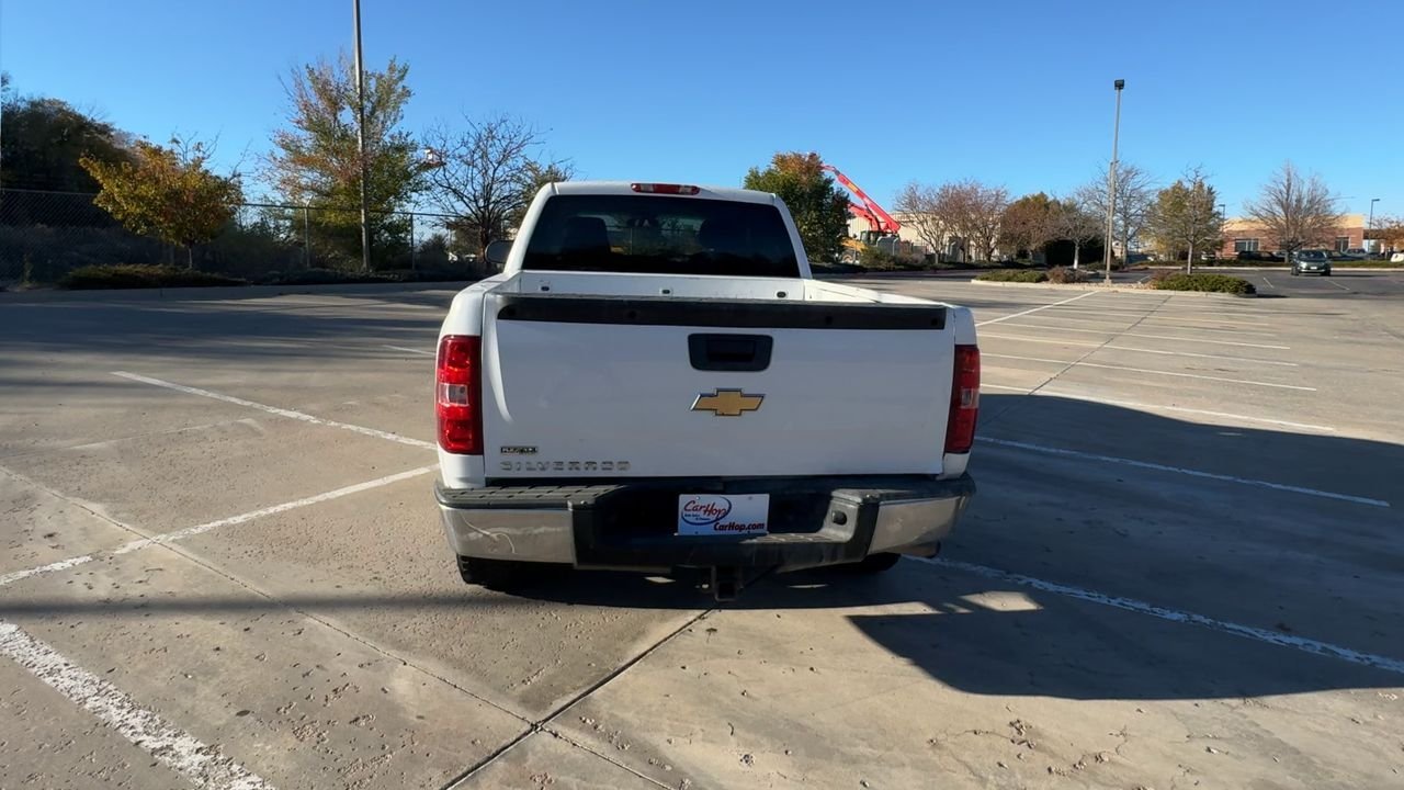 2011 Chevrolet Silverado 1500 Work Truck photo 2