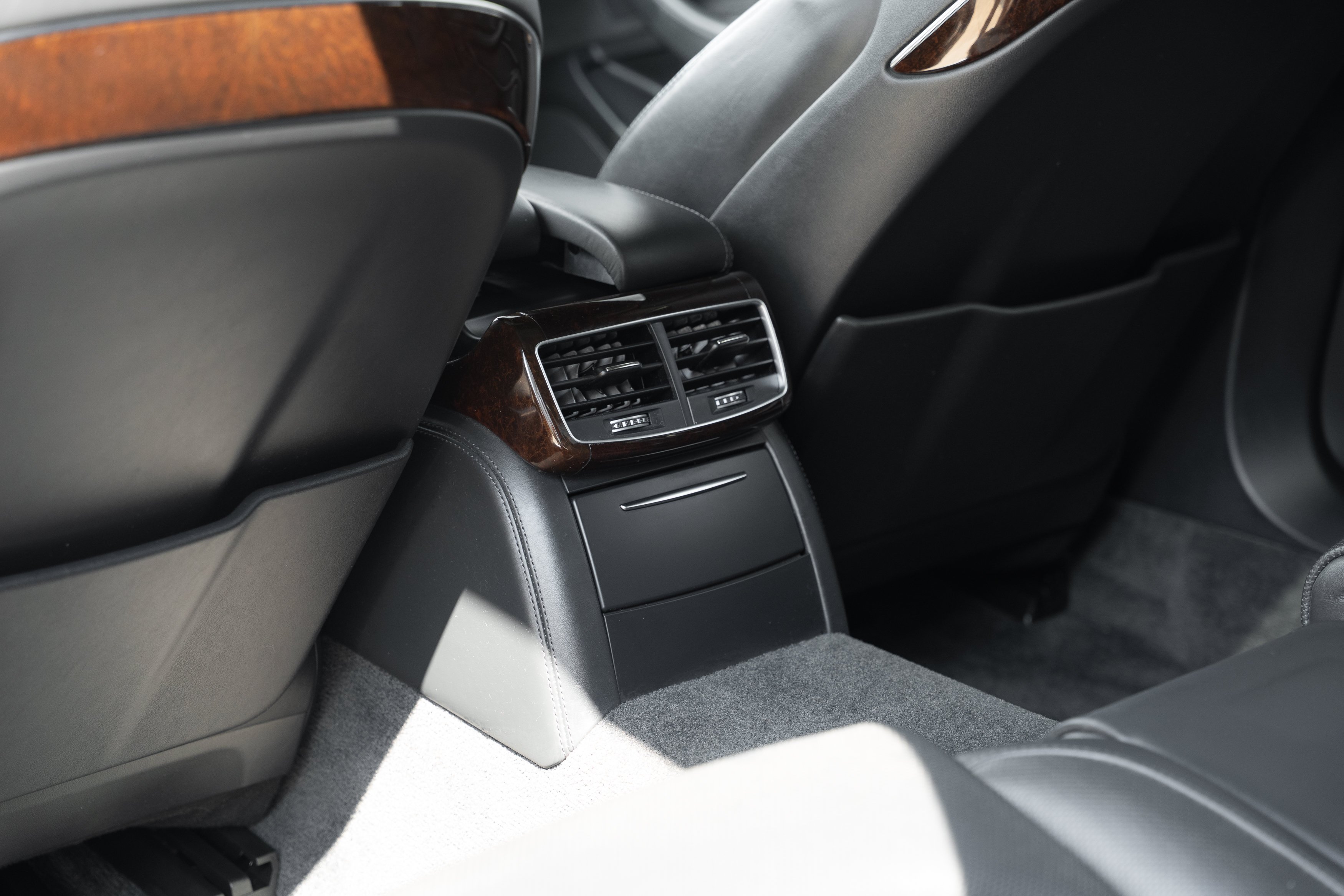 Used 2017 Mythos Black Metallic Audi Sport image 25