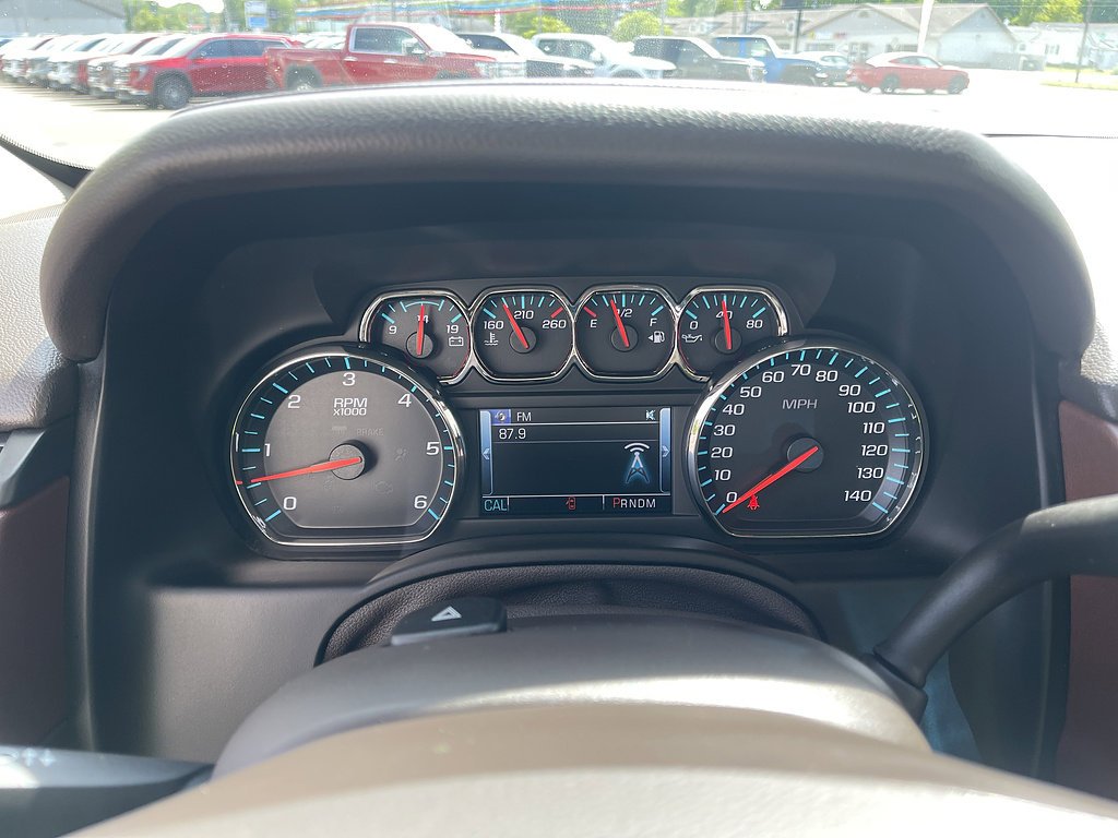 Used 2015 WHITE DIAMOND TRICOAT Chevrolet LTZ image 36