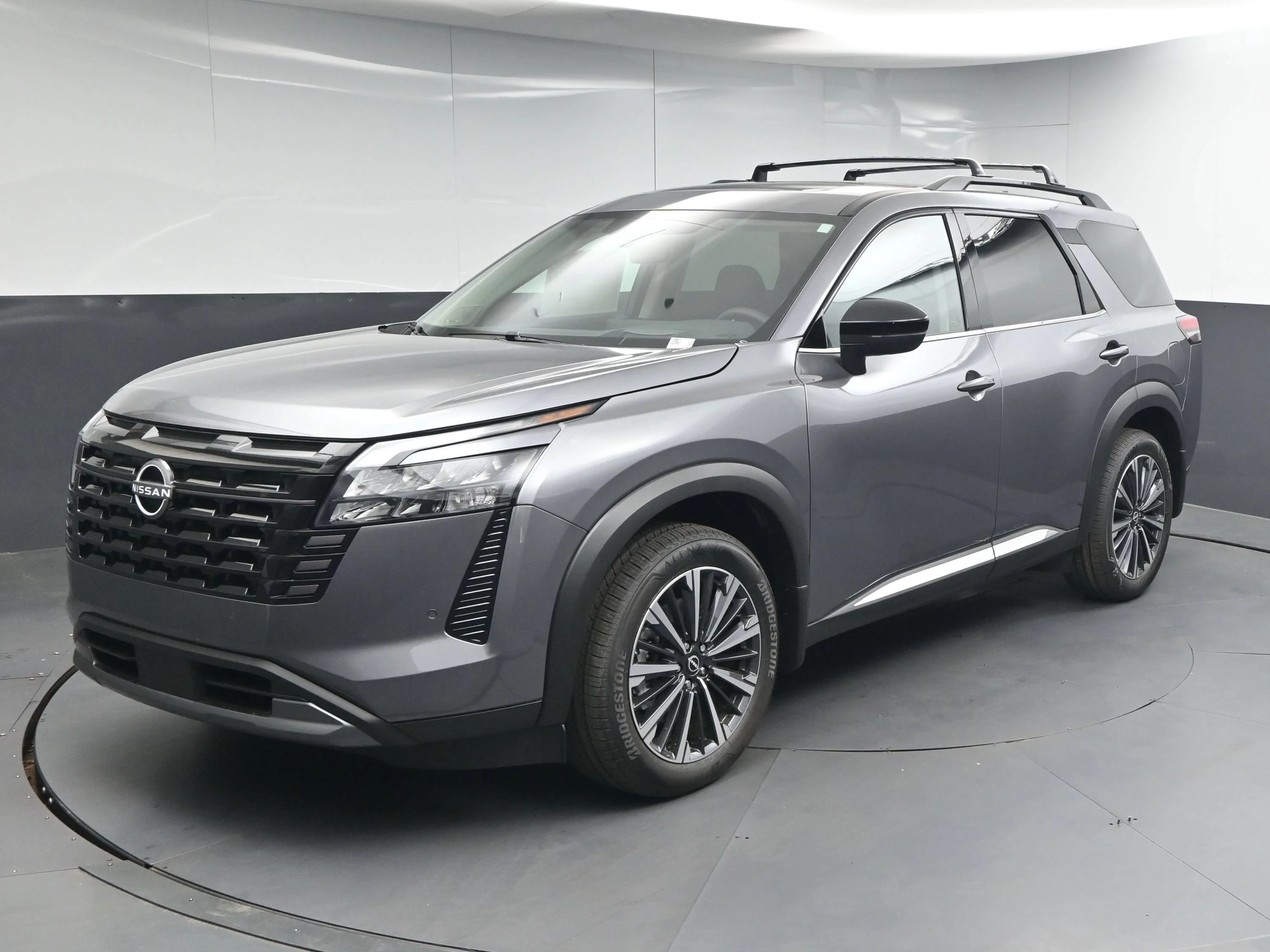 New 2026 Gun Metallic Nissan Platinum image 3