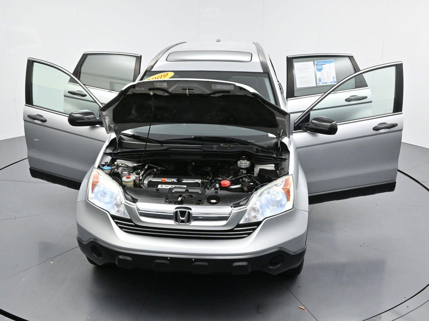 Used 2009 Alabaster Silver Metallic Honda EX image 33