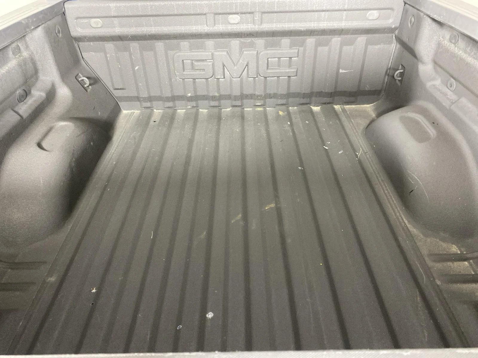 Used 2020 Blue Emerald Metallic GMC 4WD SLE image 26