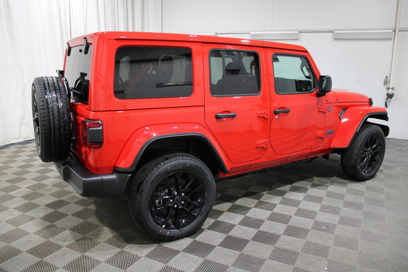 2025 Jeep Wrangler 4xe Sahara 4XE - Photo 32