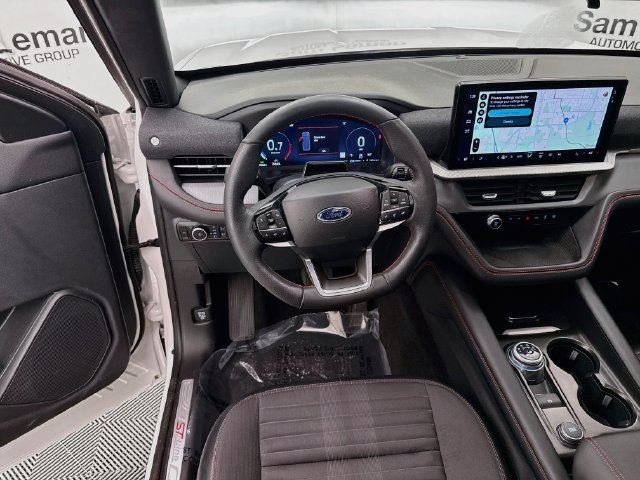Used 2025 White Metallic Ford ST-Line image 24