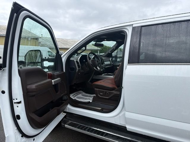 Used 2022 White Ford King Ranch image 23