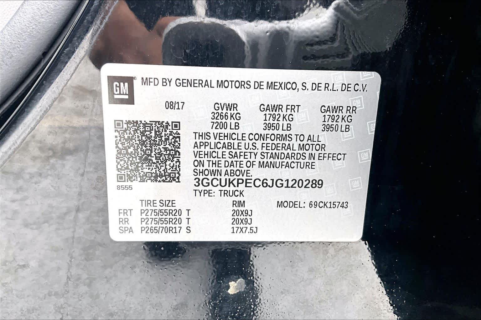 Used 2018 Black Chevrolet Custom image 31