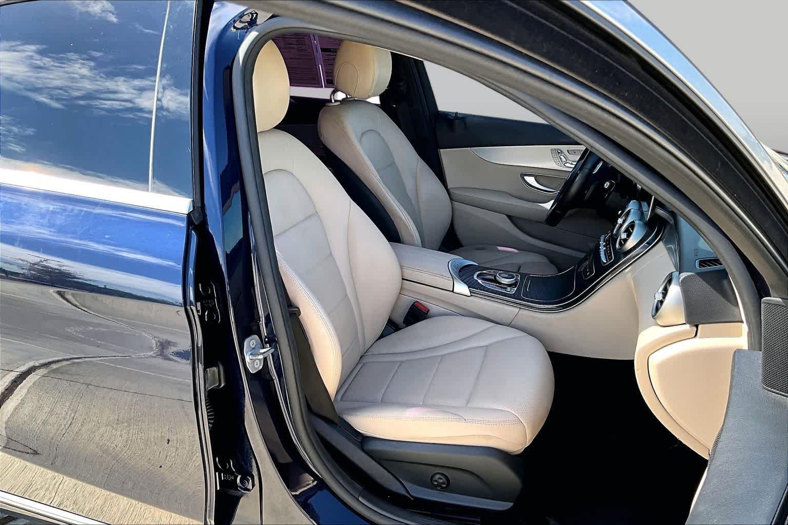Used 2019 Lunar Blue Metallic Mercedes-Benz C 300 image 9