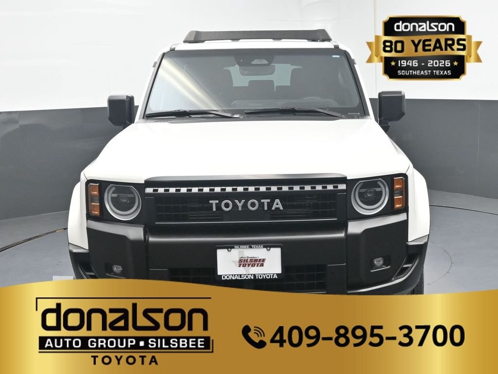 Used 2025  Toyota 1958 image 3