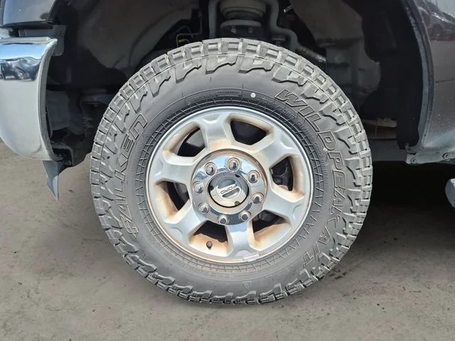 Used 2013 Brown Ford XLT image 9