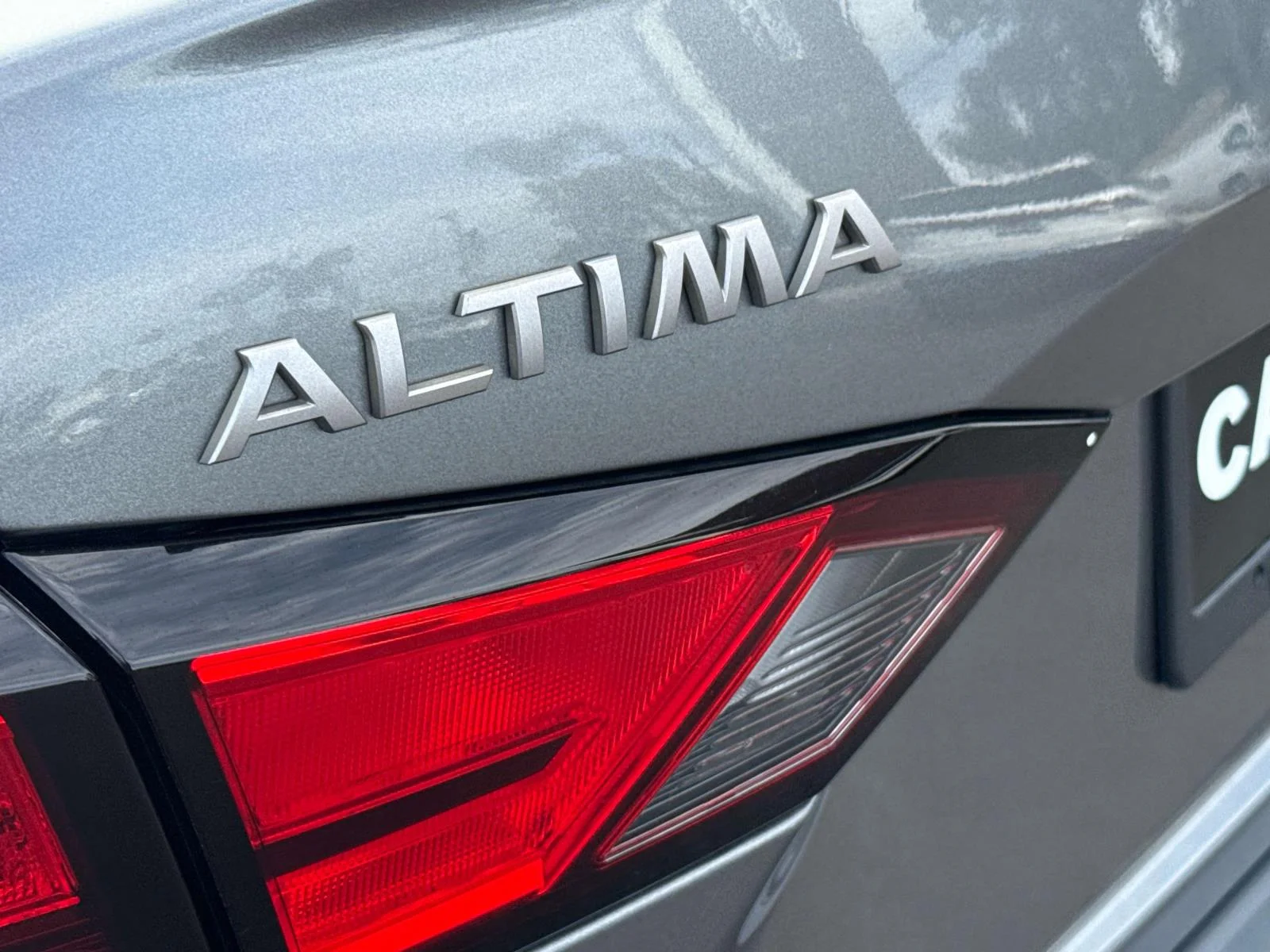 2023 Nissan Altima SV - Photo 7