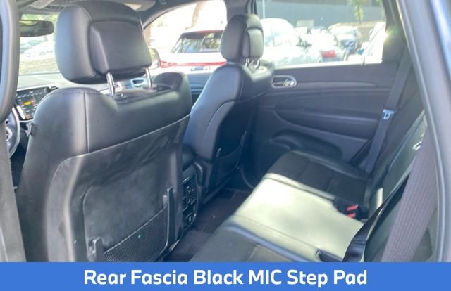 Used 2019 Gray Jeep Altitude image 13