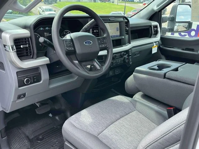 New 2026 Oxford White Ford F-550® XL image 14