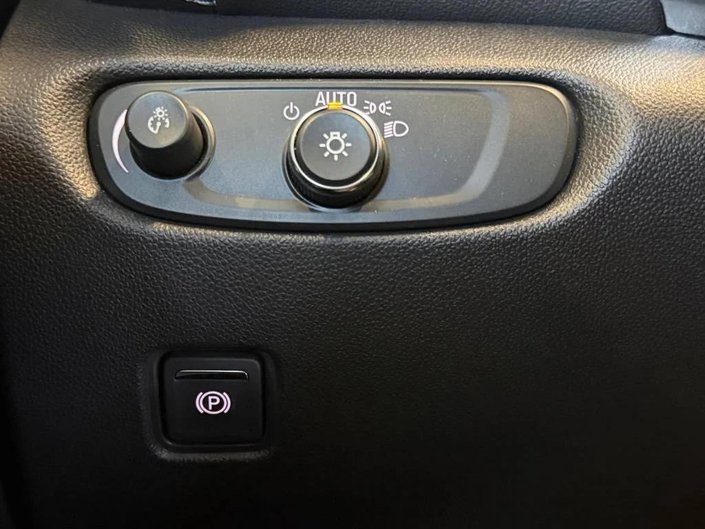 Used 2024 Black Chevrolet 2LT image 24