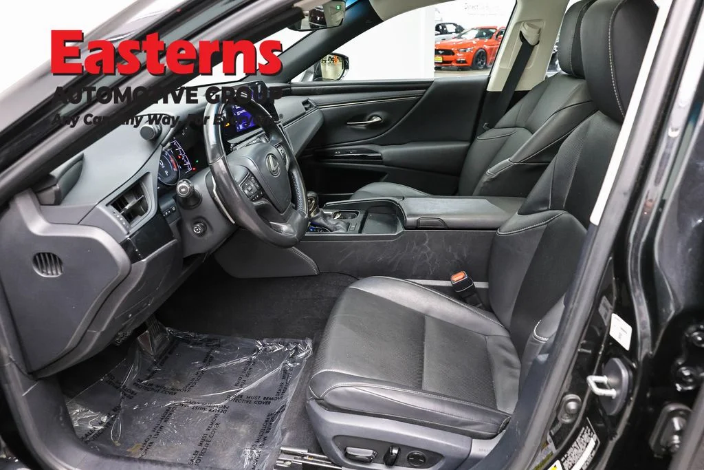 Used 2023 Black Lexus 350 image 14