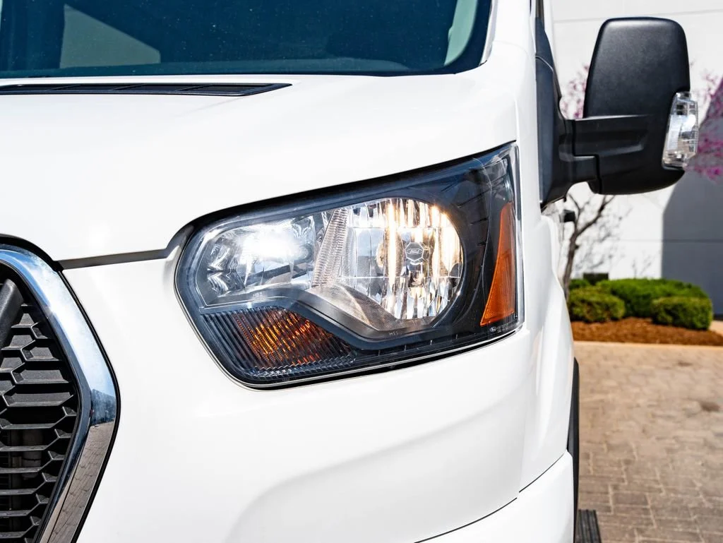 Used 2024 Oxford White Ford XLT image 14