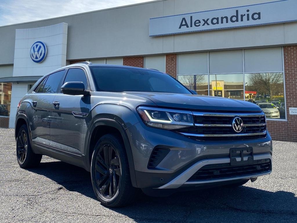 2022 Volkswagen Atlas Cross Sport SE w/Tech