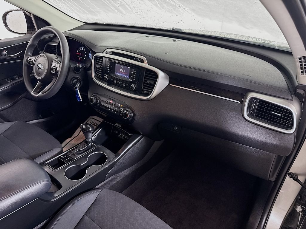 Used 2017 Titanium Silver Kia LX image 27
