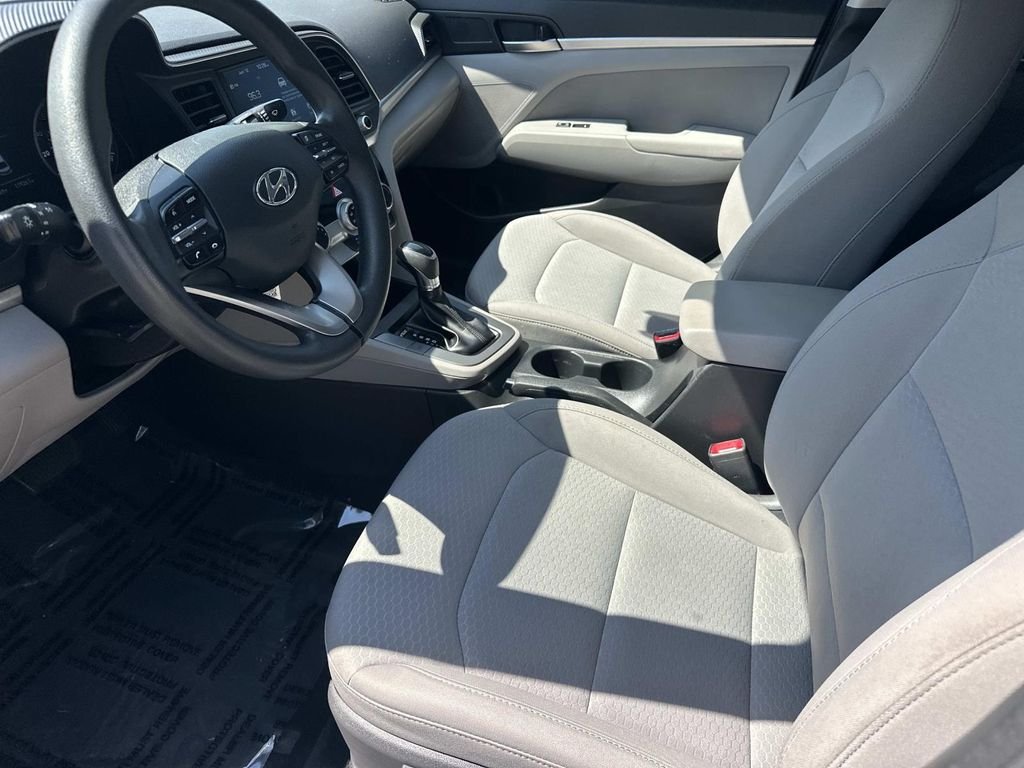 Used 2019 Gray Hyundai SEL image 18