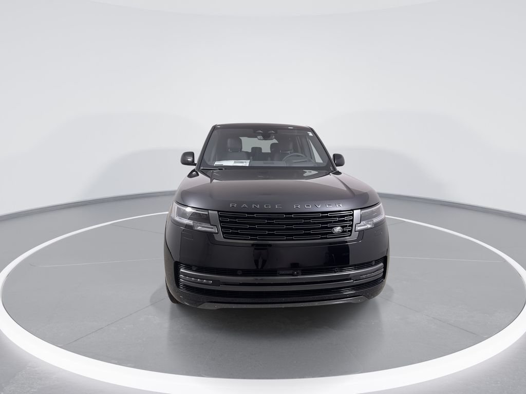 New 2026 SANTORN BLK MET Land Rover SE image 3