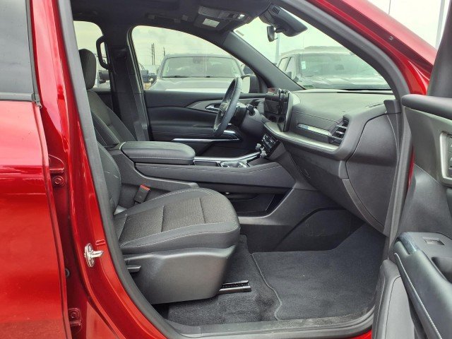2025 Chevrolet Traverse LT - Photo 9