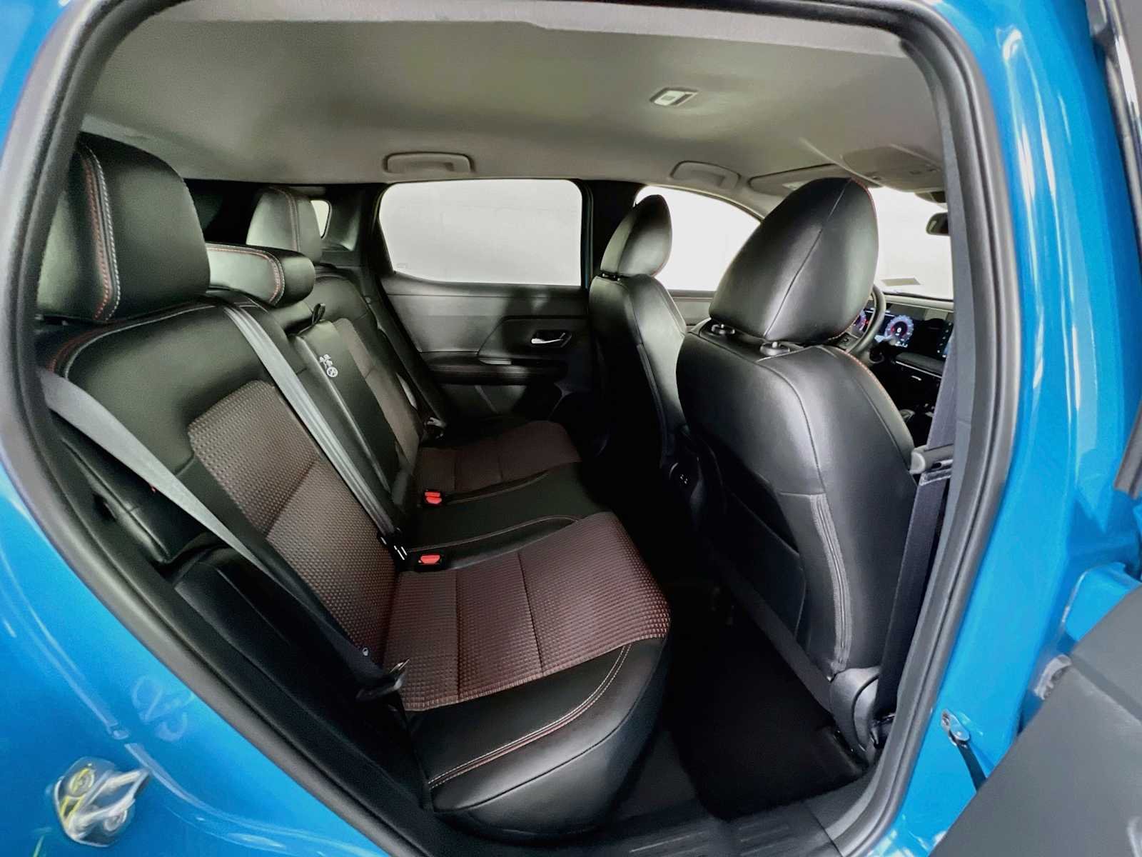 Used 2025 Arctic Ice Blue Metallic/Super Black Nissan SR image 26