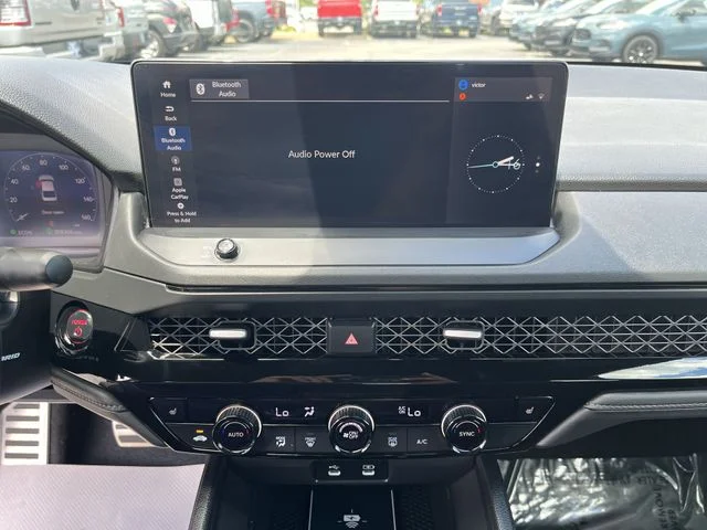 Used 2025  Honda Sport image 14