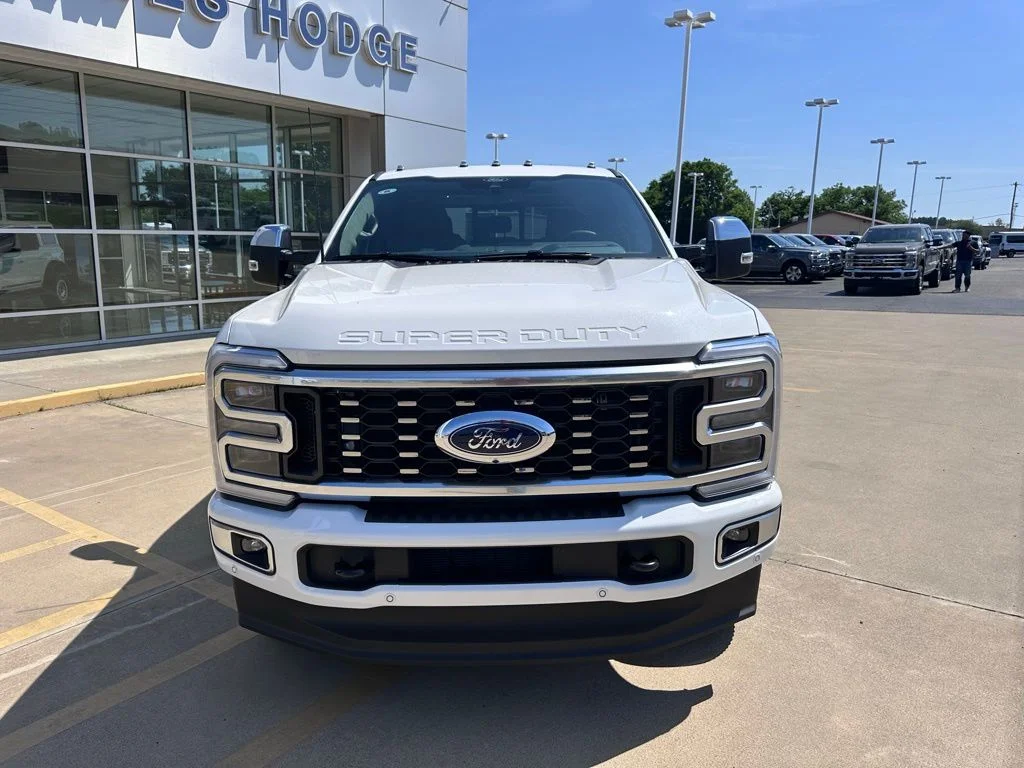 New 2026 Star White Metallic Tri-Coat Ford F-350® Platinum® image 7