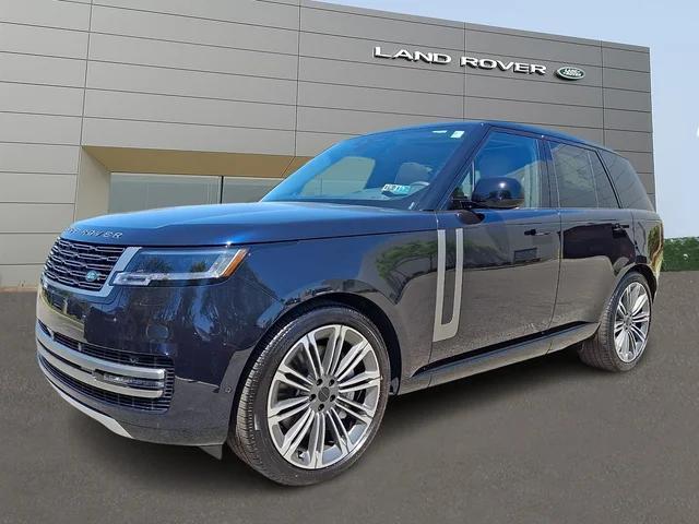 2026 Land Rover Range Rover P530 SE