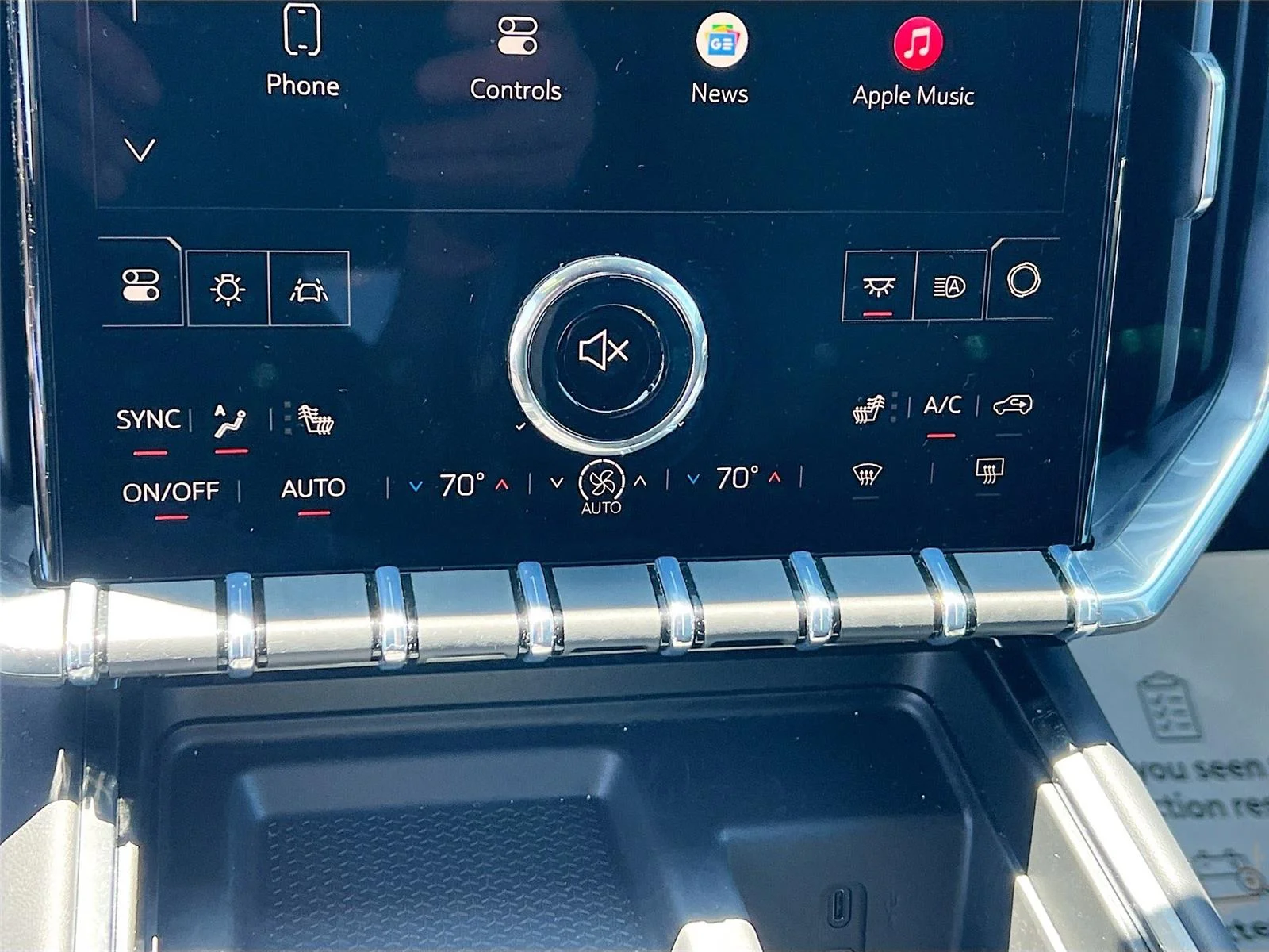 2026 GMC Acadia Elevation - Photo 9