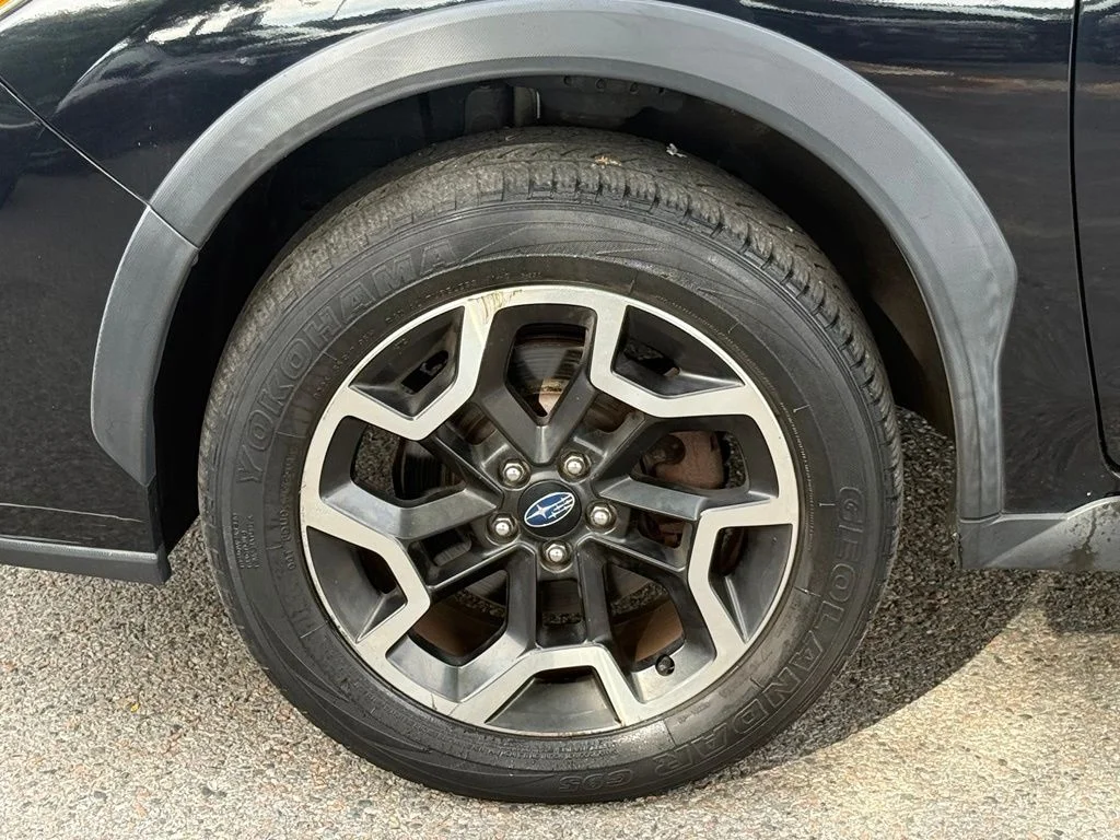 Used 2016 Crystal Black Silica Subaru 2.0i Premium image 6