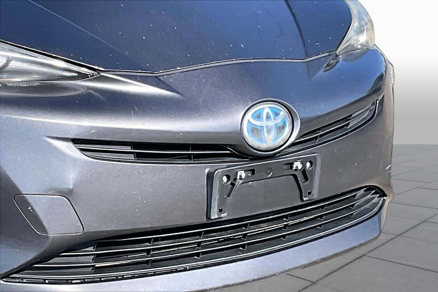 Used 2017 Magnetic Gray Metallic Toyota Two image 26