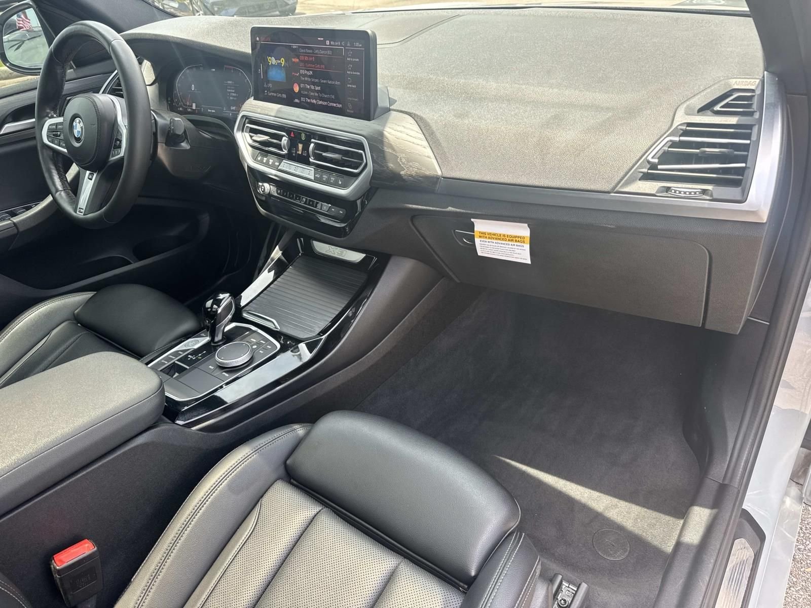 Used 2022 Gray BMW sDrive30i image 13