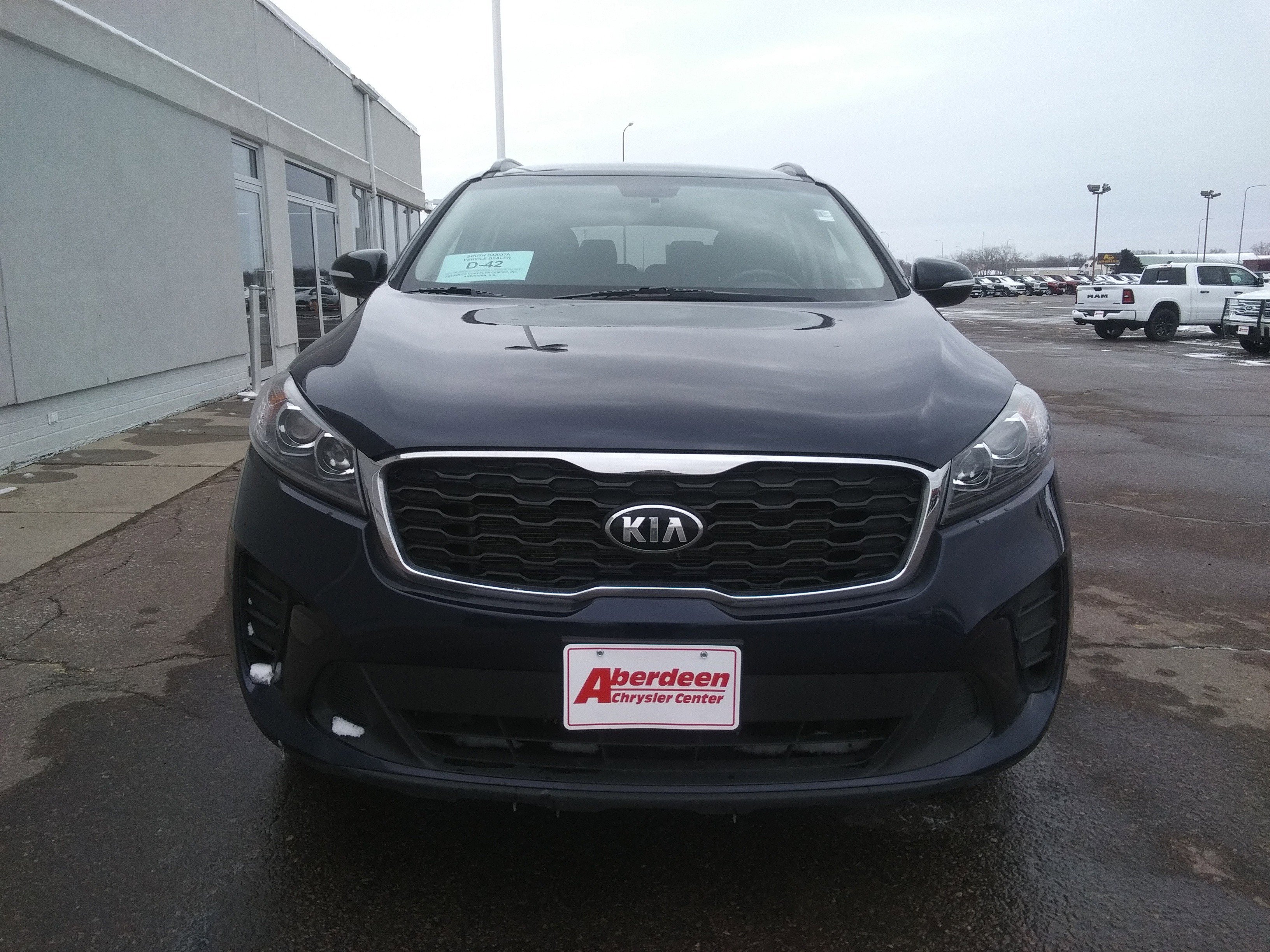 Used 2019 Blue Kia S image 3