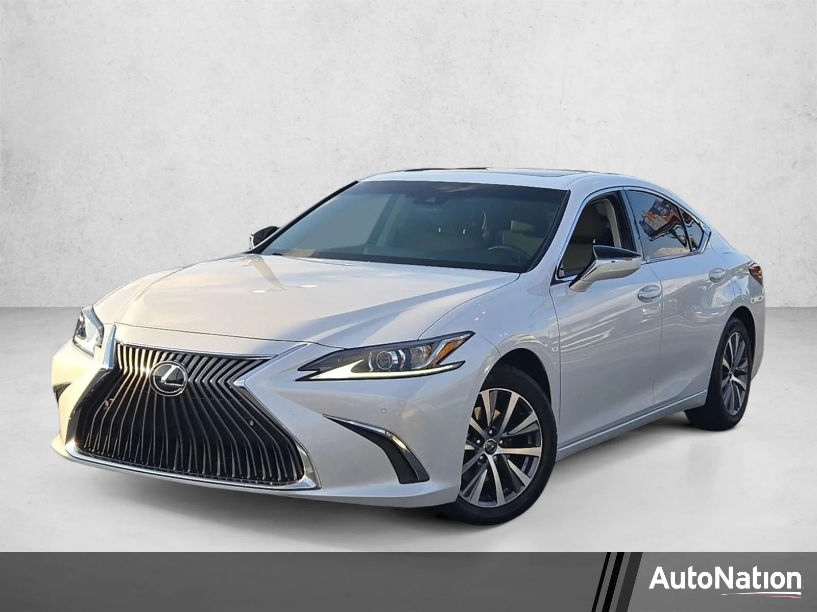 Used 2020 Eminent White Pearl Lexus ES 350 image 1