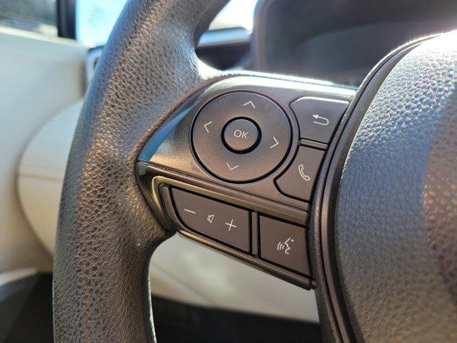 Certified Used 2023 WIND CHILL PEARL Toyota  image 22