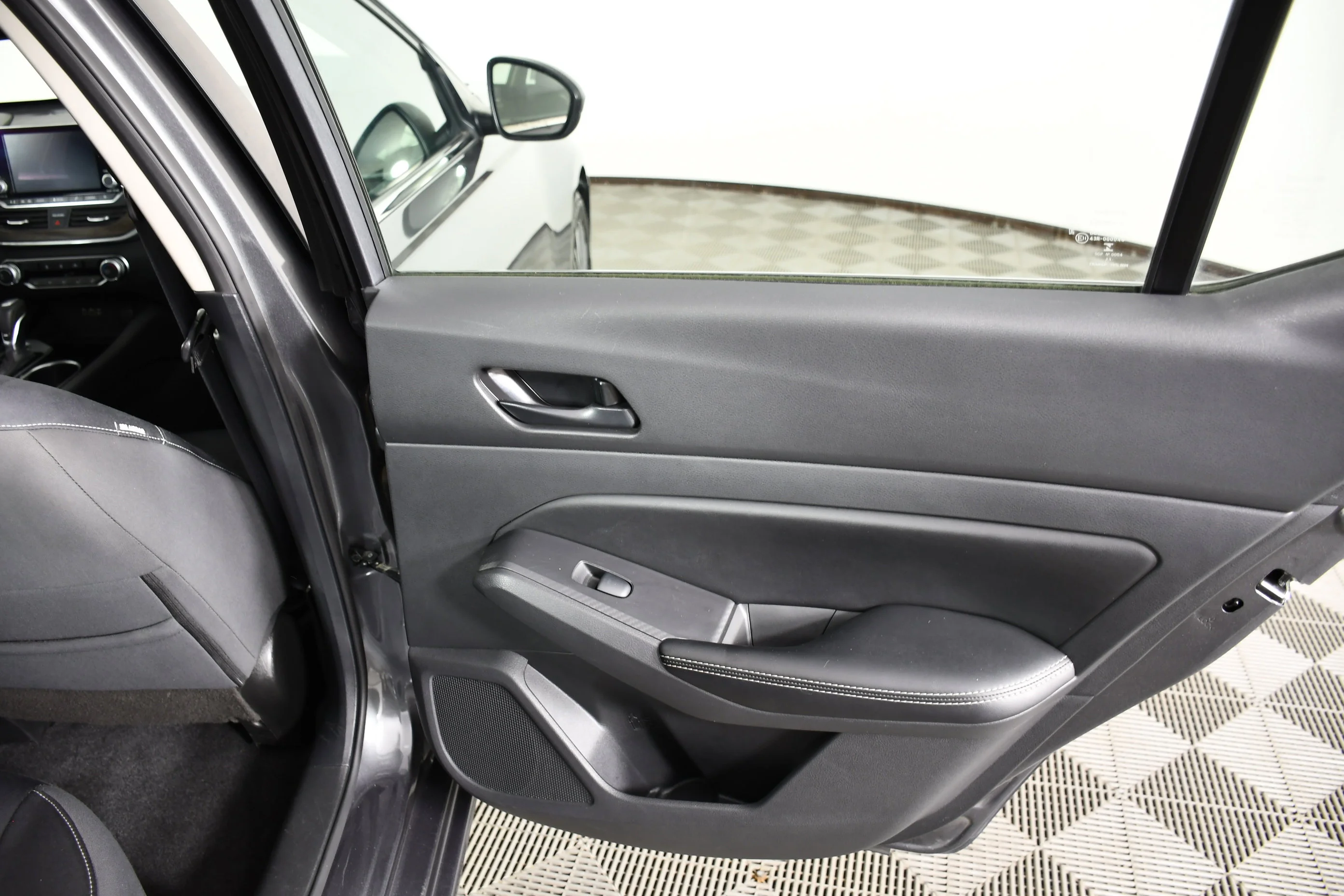 Used 2024 Gun Metallic Nissan 2.5 SV image 42
