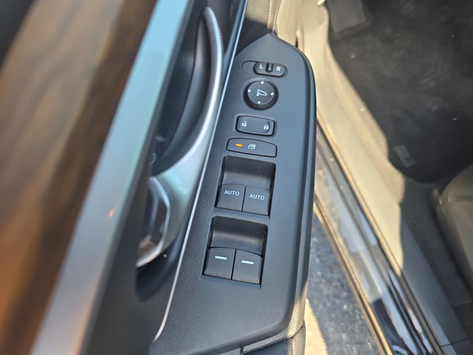Used 2022 Black Honda Touring image 14