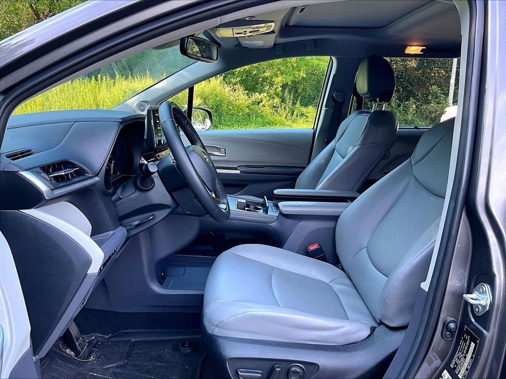 Used 2023 Gray Toyota XLE image 4