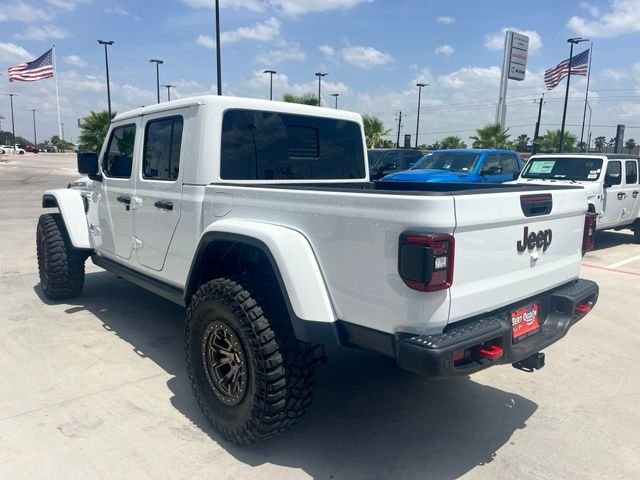 Used 2022 White Jeep Rubicon image 4