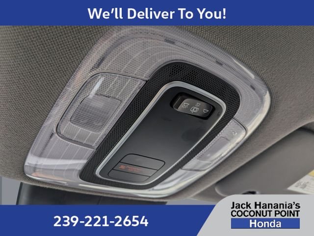 Used 2022 Silver Hyundai SE image 20