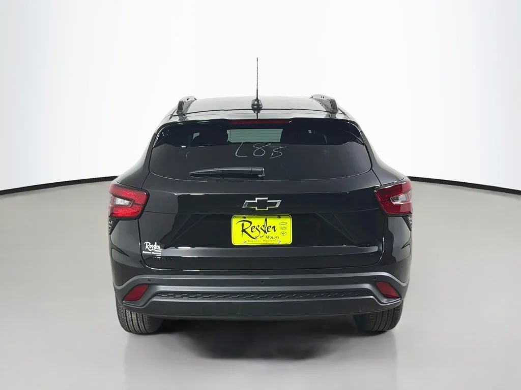 New 2026 Mosaic Black Metallic Chevrolet LT image 7