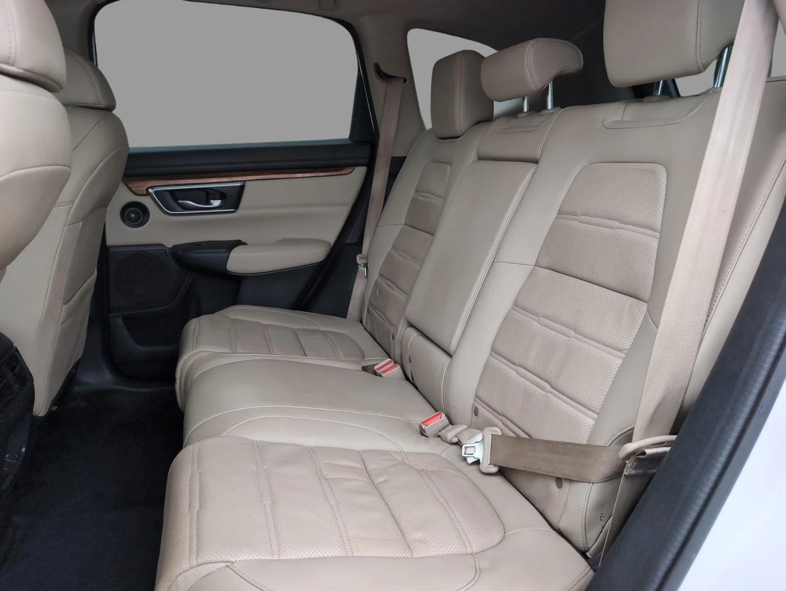 Used 2022 Platinum White Pearl Honda EX-L image 37