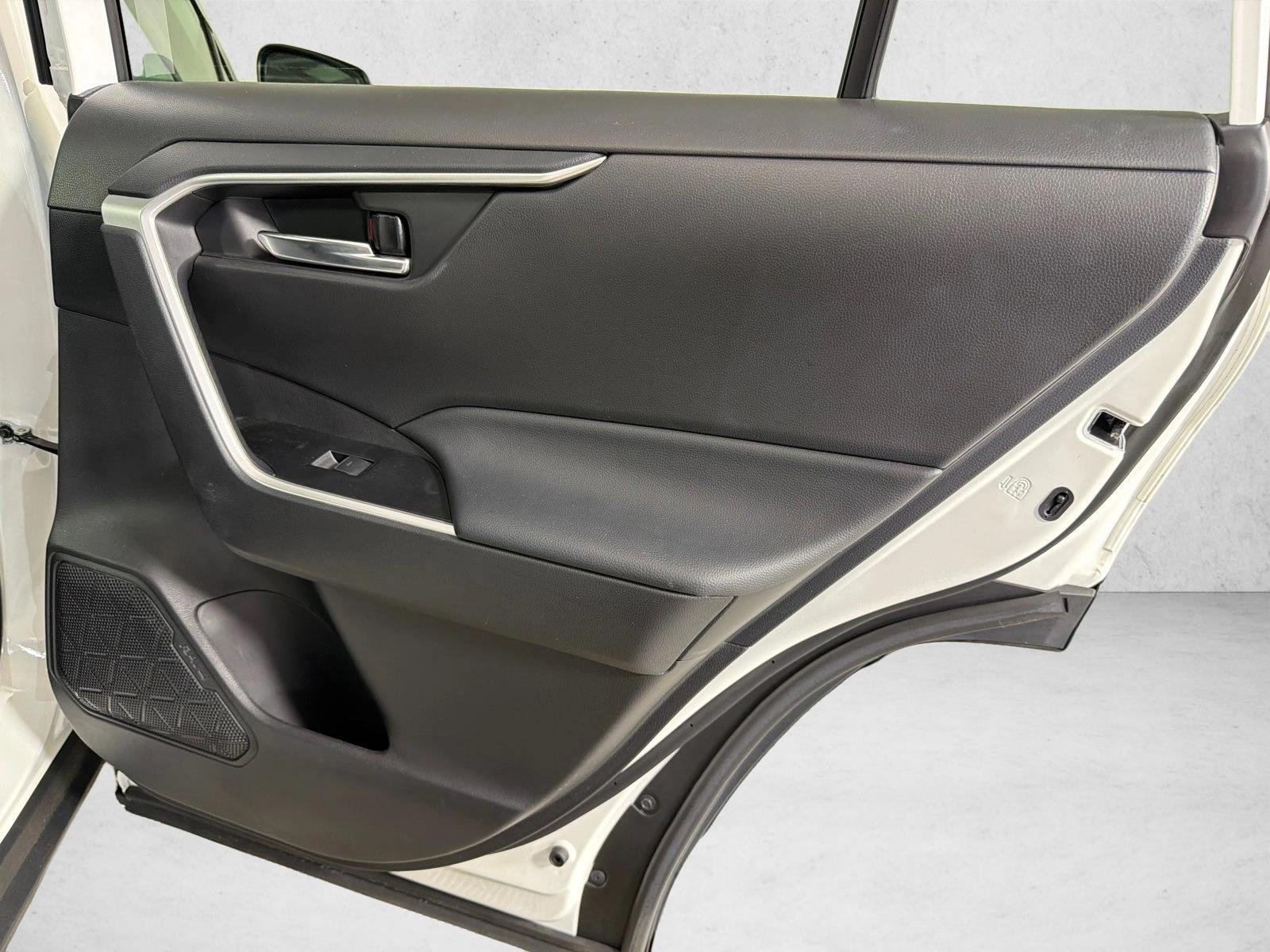Used 2024 Ice Cap Toyota XLE image 17