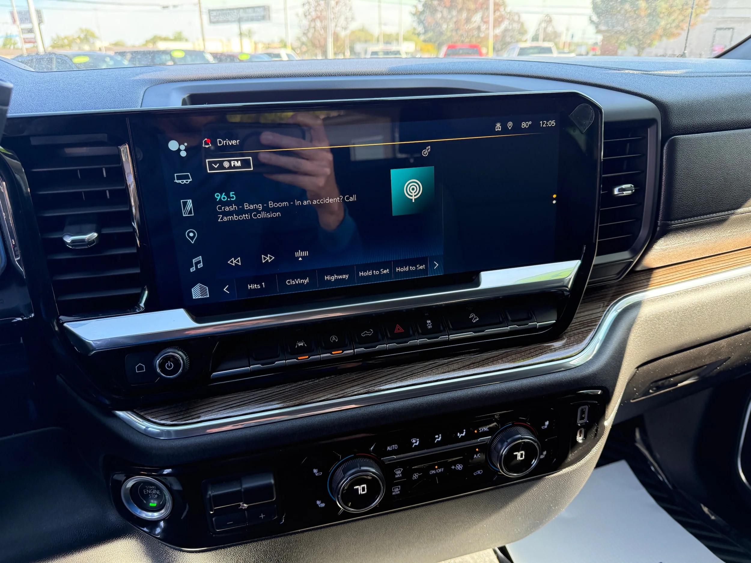 Used 2023 Northsky Blue Metallic Chevrolet LT image 19