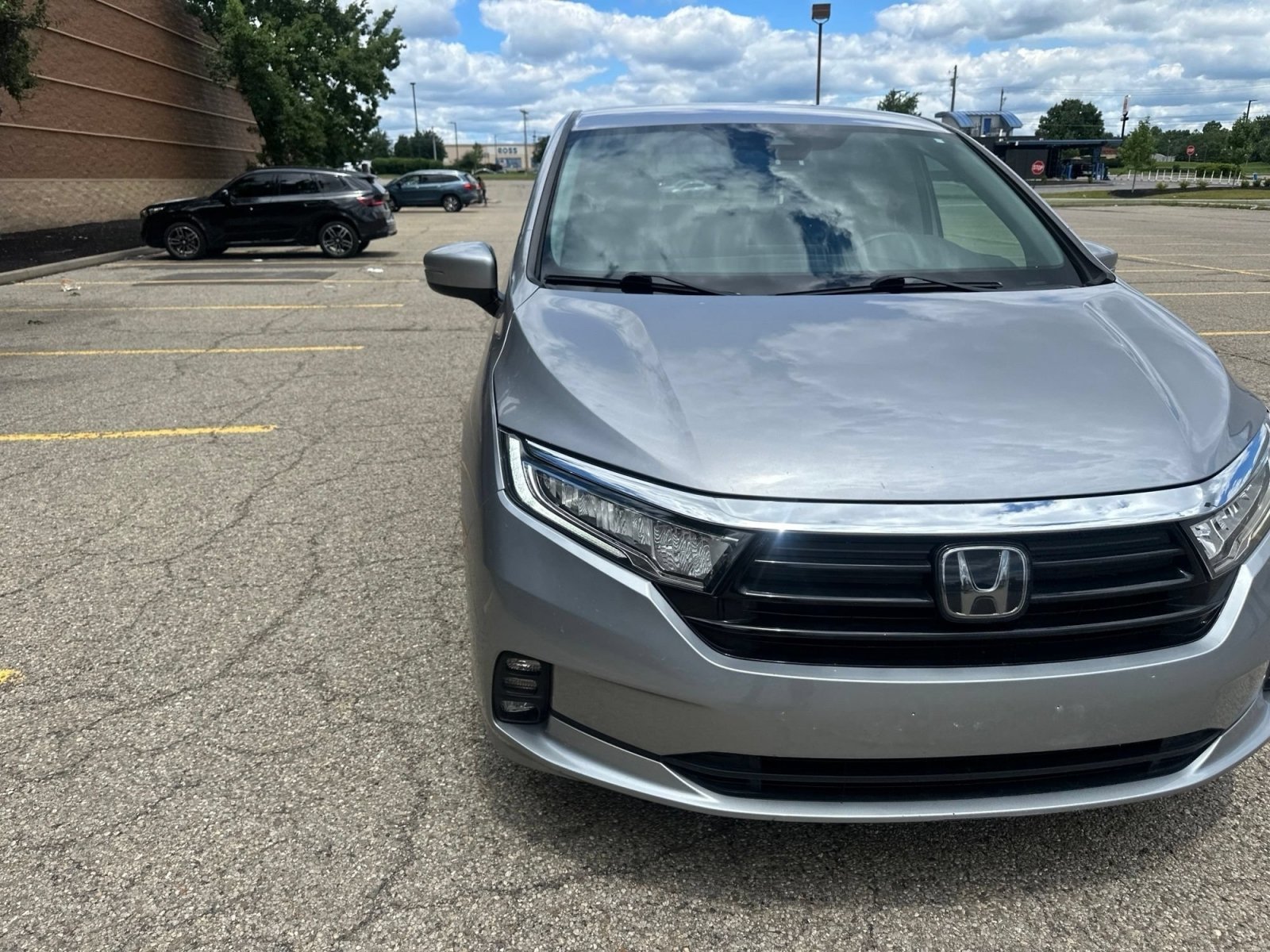 Used 2021 Lunar Silver Metallic Honda EX image 13