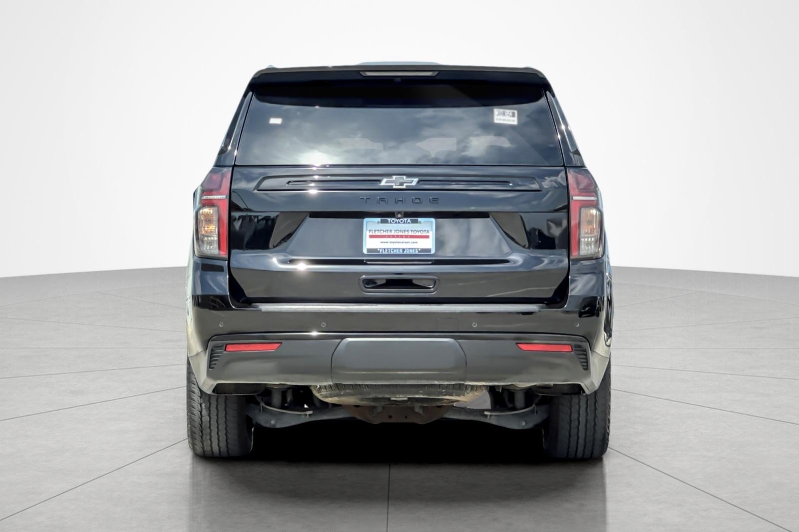 Used 2024 Black Chevrolet Z71 image 4